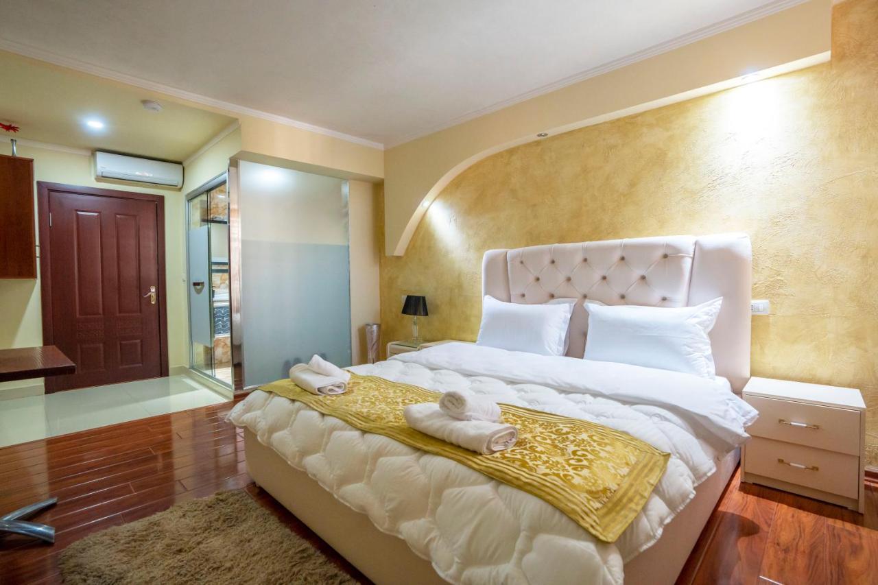 Zobo Hotel Shkoder Exterior photo